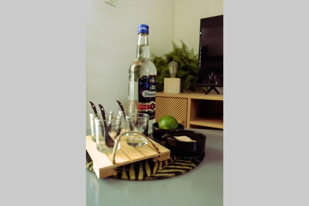 L'Ile Au Paon - Appartement T2 Avec Piscine Et Parking 레자빔 외부 사진